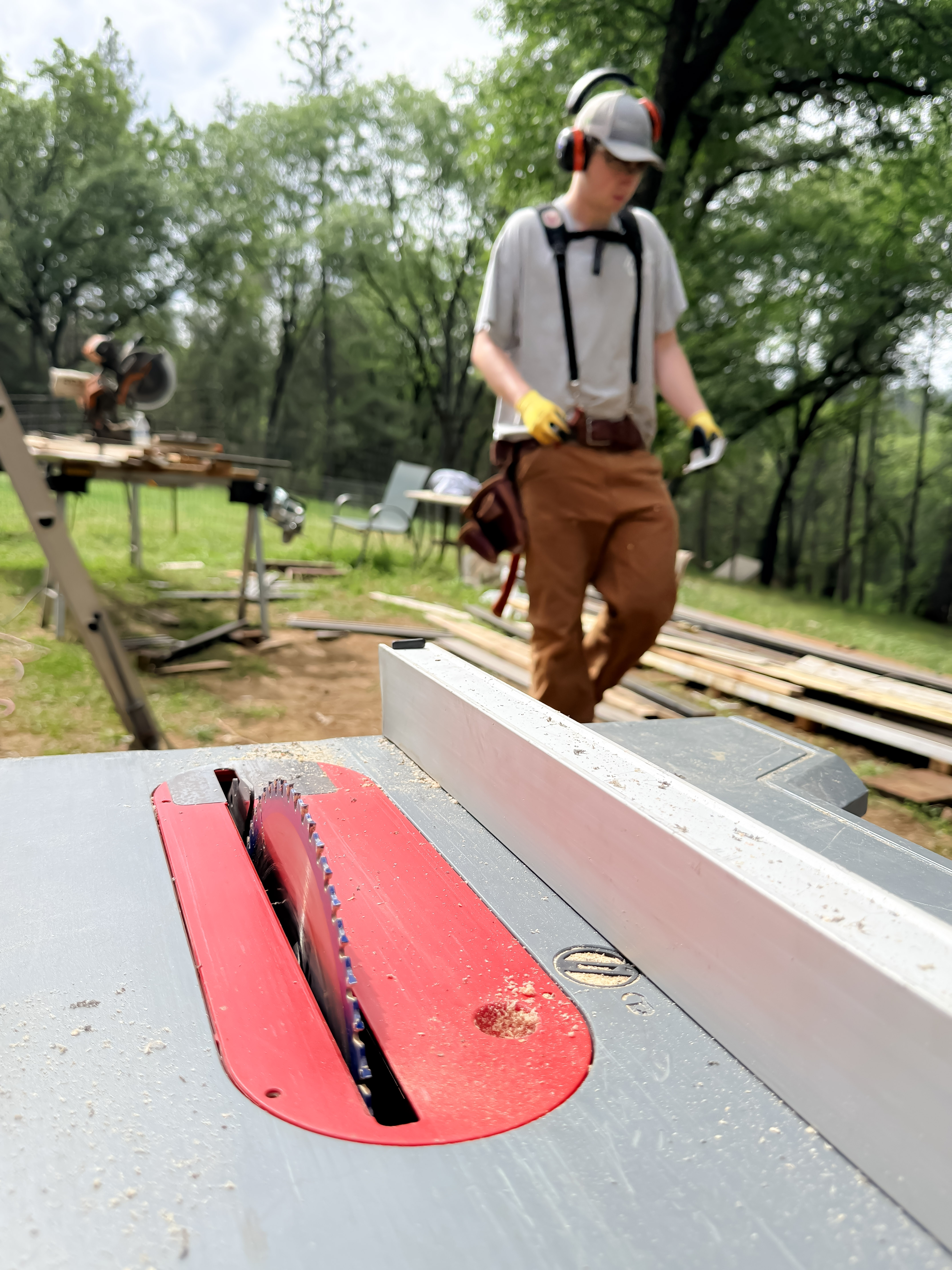 Table saw precision cuts on the job site